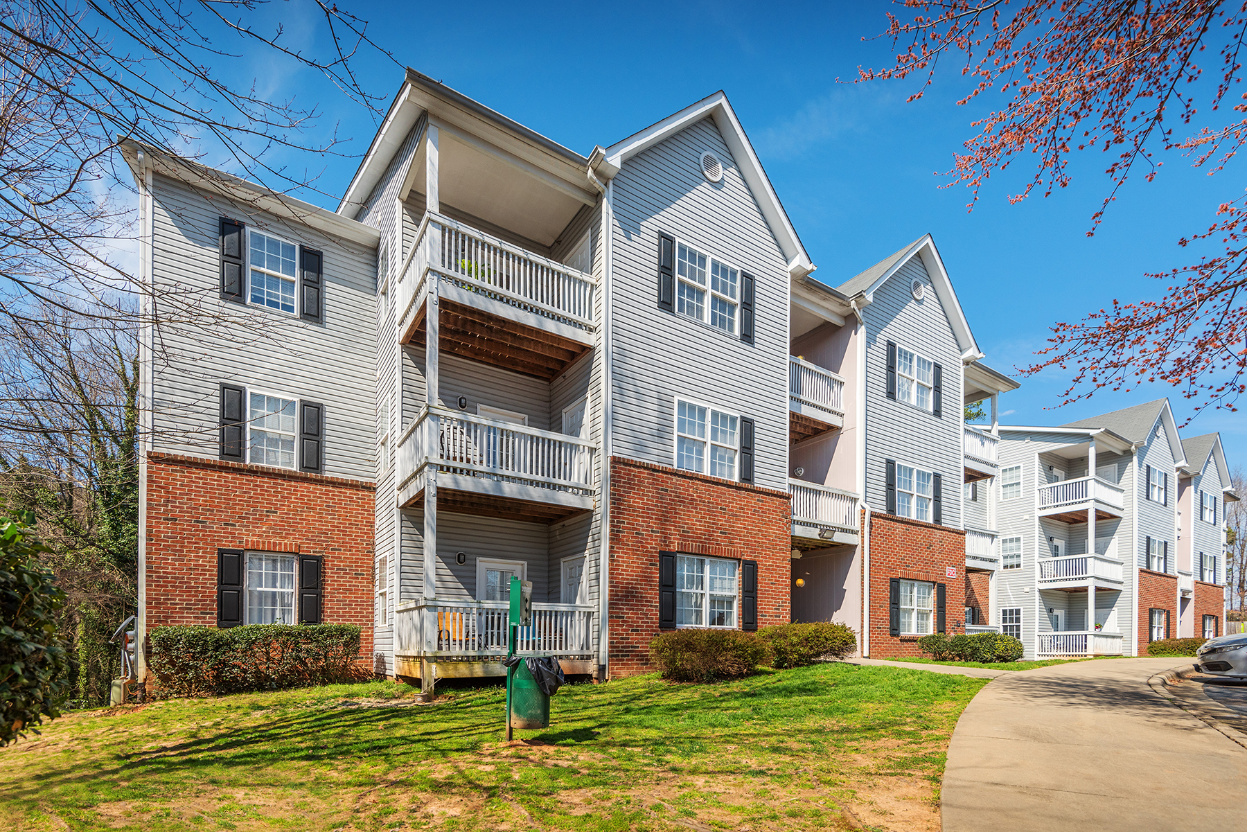 Blue Ridge Apartments The Multifamily Advisory Group at Cushman